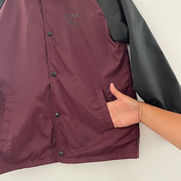 VANS x Harry Potter Kids Torrey Jacket Windbreaker Hogwarts Crests Youth Large - Picture 4 of 14